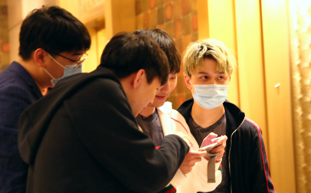 LGD绝杀FNC,Ming关键团战开团秒人顶尖较量淘汰赛,点燃全场激情 LGD绝杀FNC,Ming关键团战开团秒人顶尖较量淘汰赛,点燃全场激情