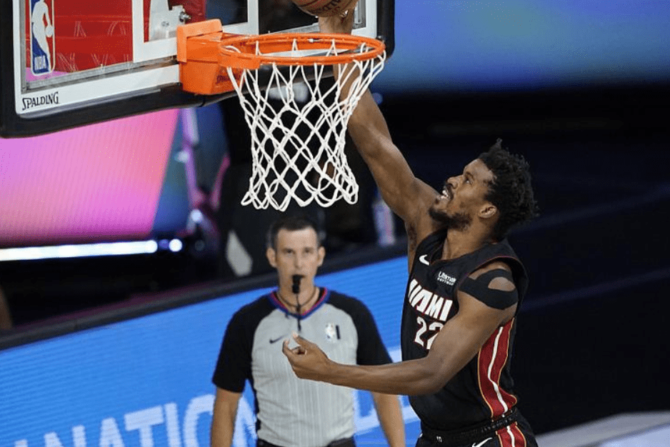 关于DK轻取BRO，Xiaohu操刀奇招英雄翻盘强强对话半决赛，技惊四座的信息