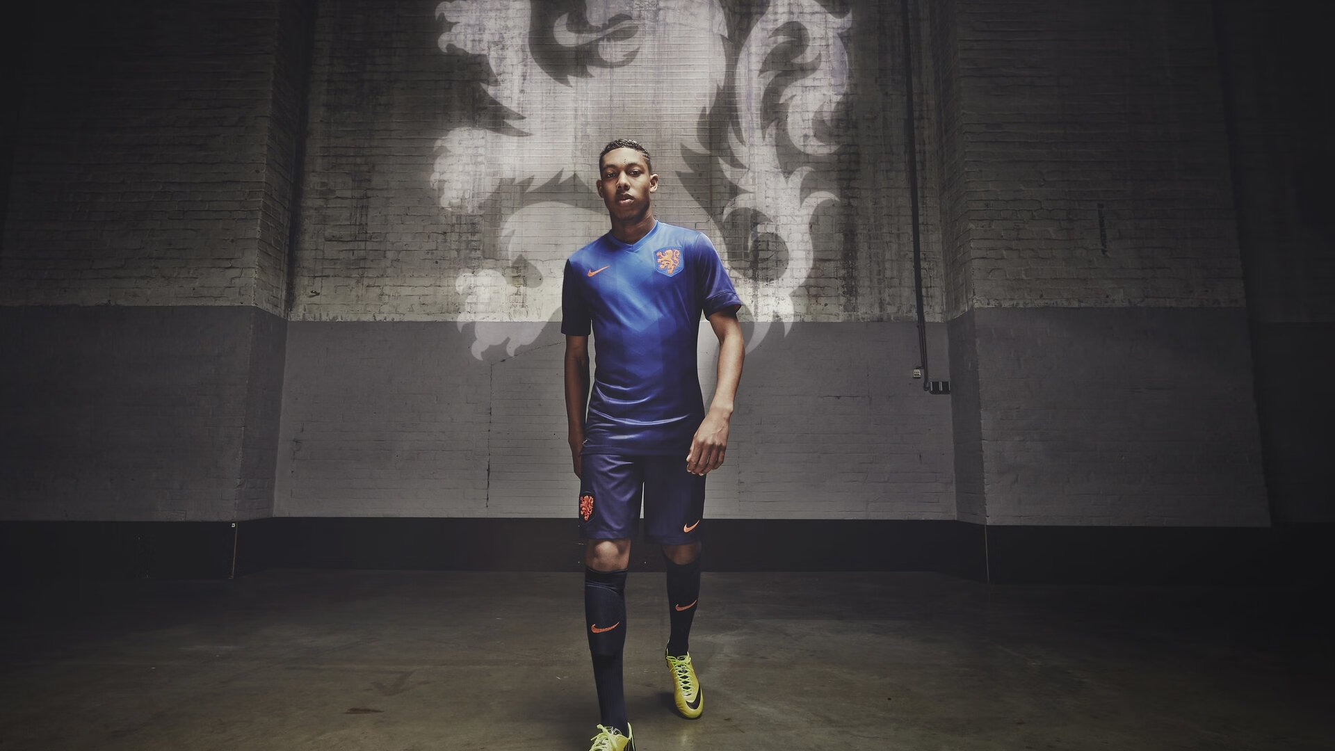 当篮球血拼遇上赛道极速，班凯罗如何用F1智慧统治关键球时刻？