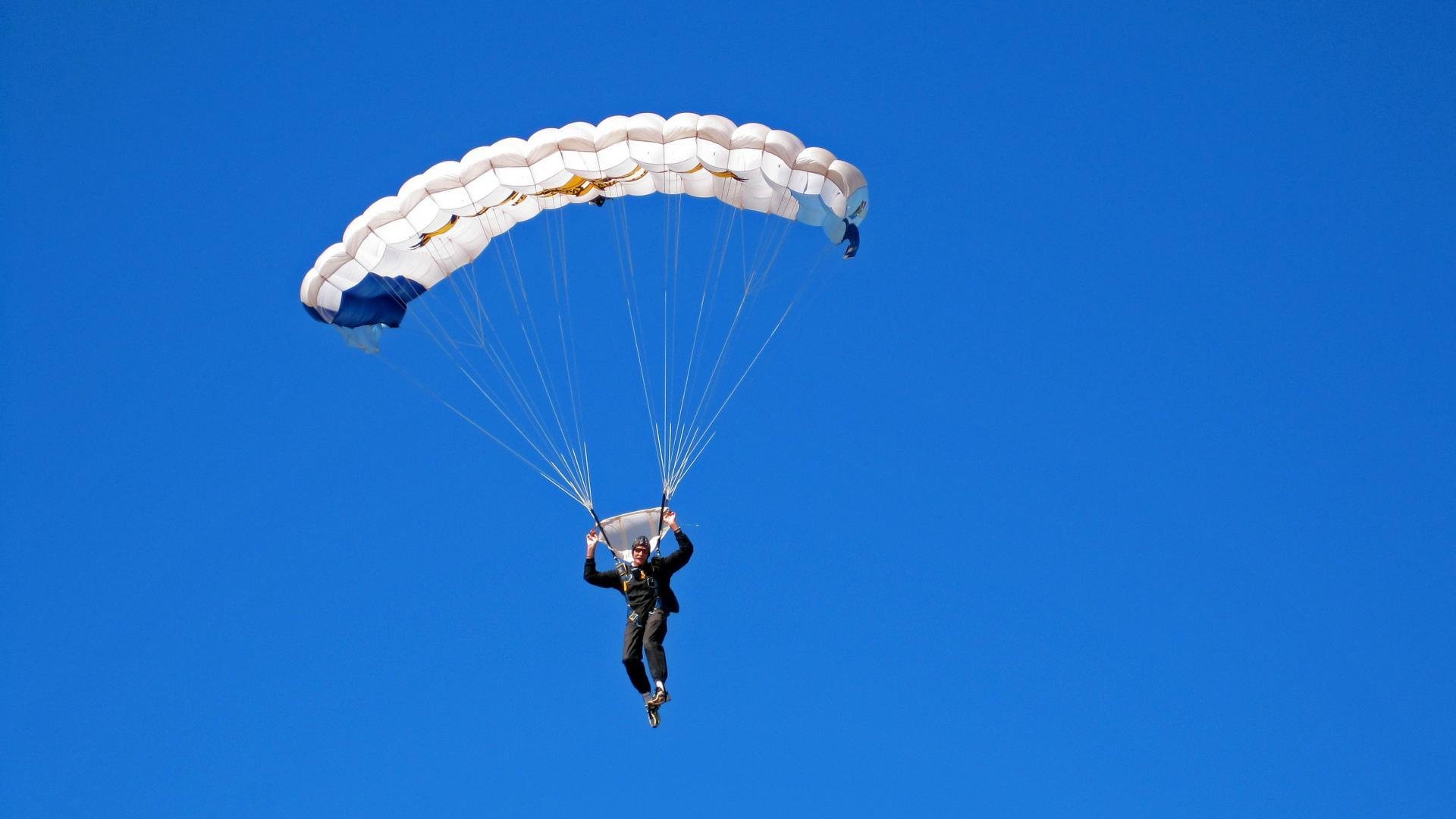 奇才血拼绿军,米切尔一剑封喉,华盛顿的逆袭从冷血杀手开始